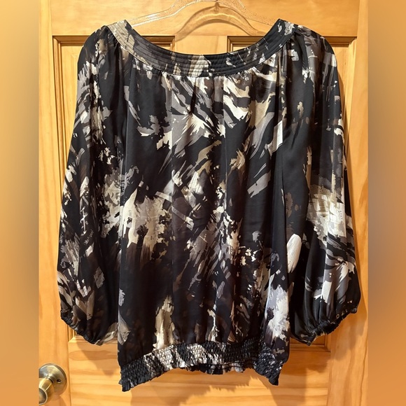 Covington blouse with a black, white, and gray abstract pattern women’s size L - Picture 2 of 11